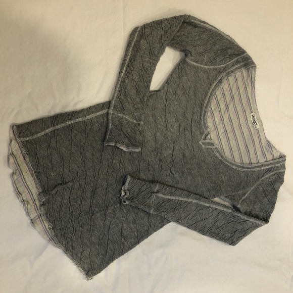 T&a reversible long sleeve - Picture 1 of 4